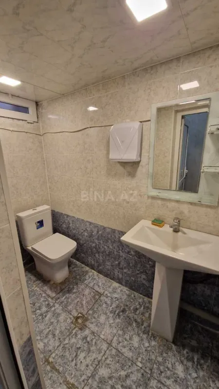 Kirayə verilir 1 otaqlı ofis 40 m²