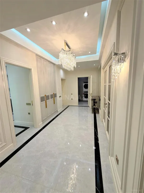 Kirayə verilir 3 otaqlı mənzil 140 m²