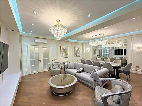 Kirayə verilir 3 otaqlı mənzil 140 m²