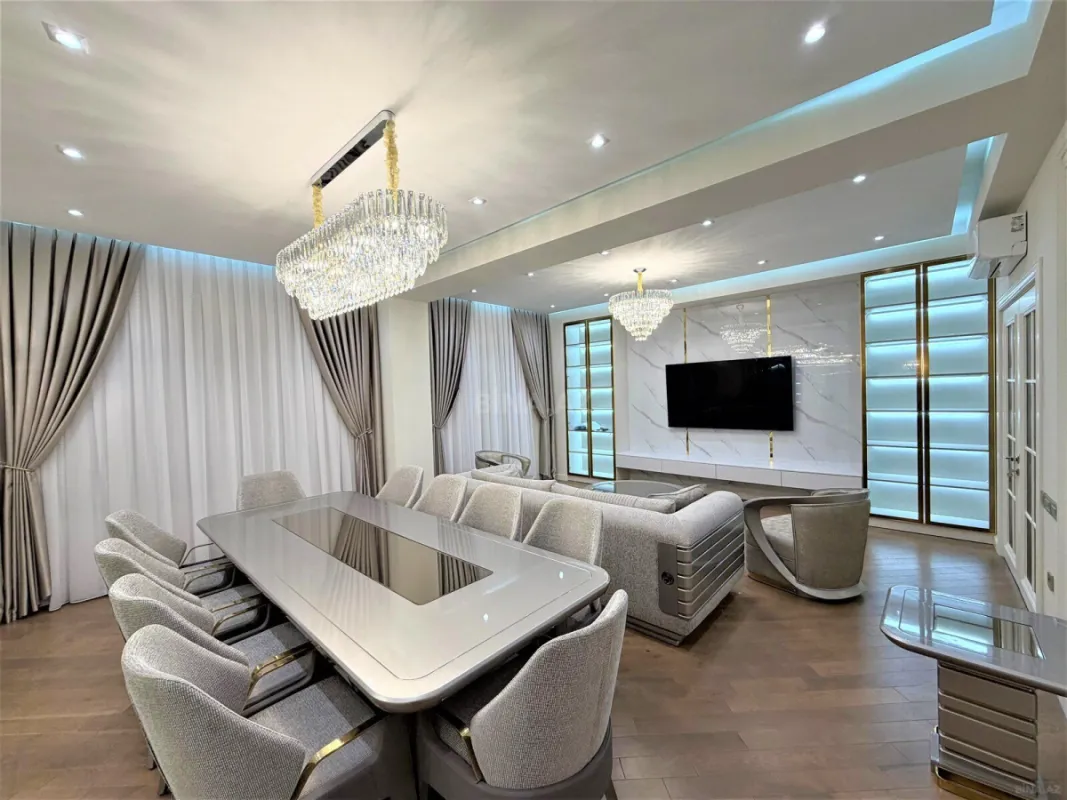 Kirayə verilir 3 otaqlı mənzil 140 m²