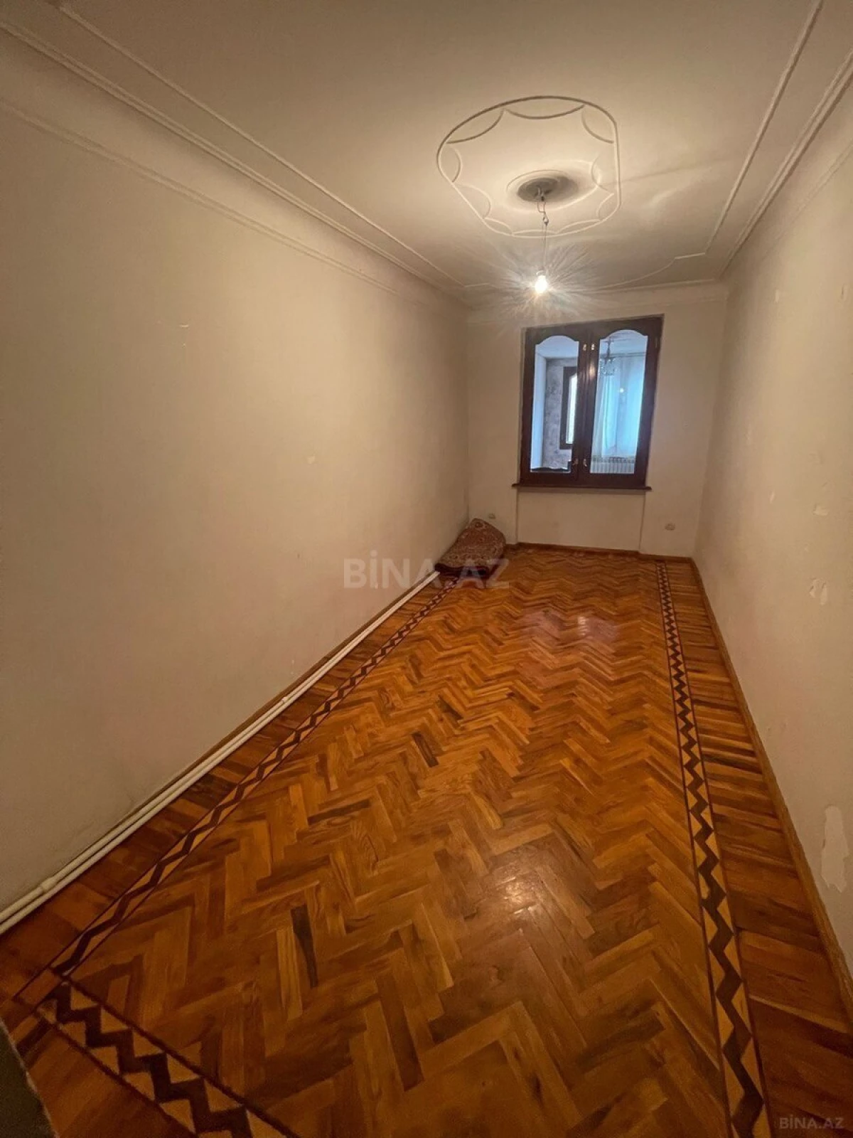 Satılır 4 otaqlı mənzil 103 m²