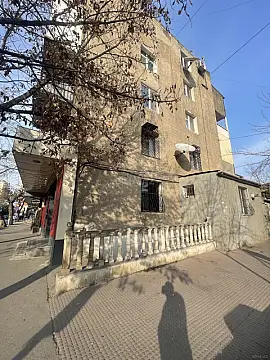 Satılır 4 otaqlı mənzil 103 m²