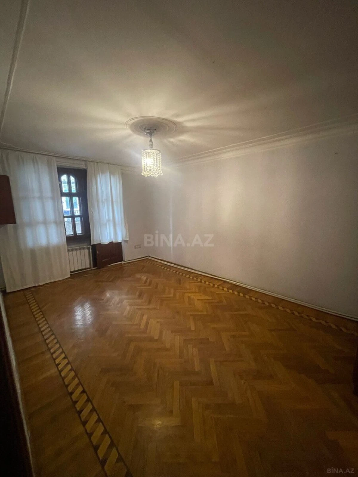 Satılır 4 otaqlı mənzil 103 m²
