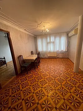 Satılır 4 otaqlı mənzil 103 m²