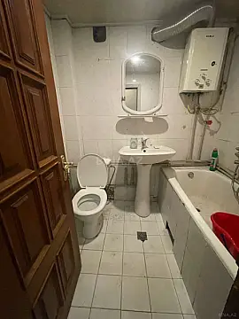 Satılır 4 otaqlı mənzil 103 m²