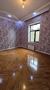 Satılır 6 otaqlı həyət evi 230 m²