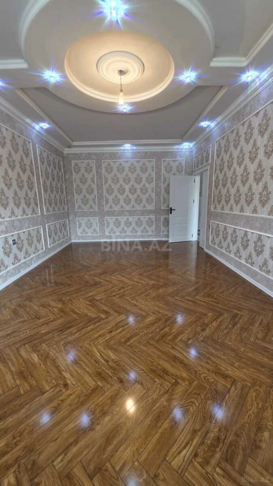 Satılır 6 otaqlı həyət evi 230 m²