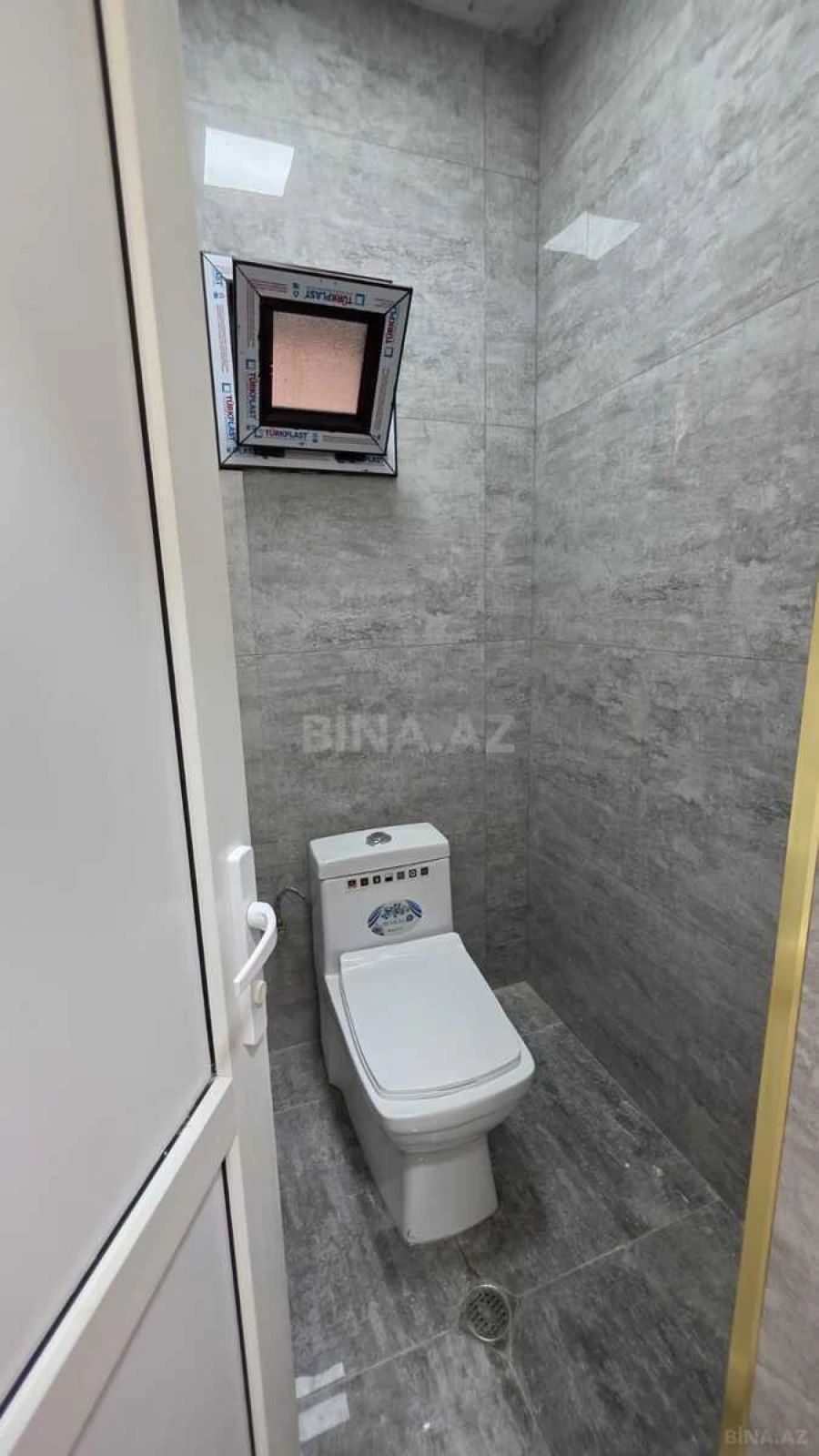 Satılır 6 otaqlı həyət evi 230 m²