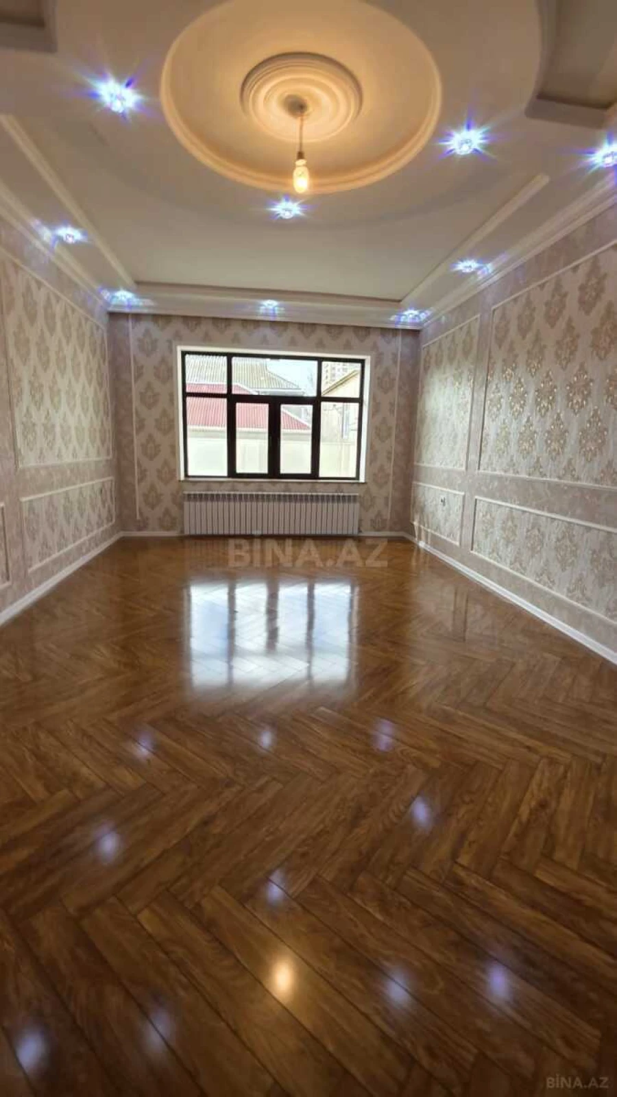 Satılır 6 otaqlı həyət evi 230 m²