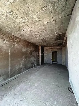 Satılır 4 otaqlı mənzil 230 m²