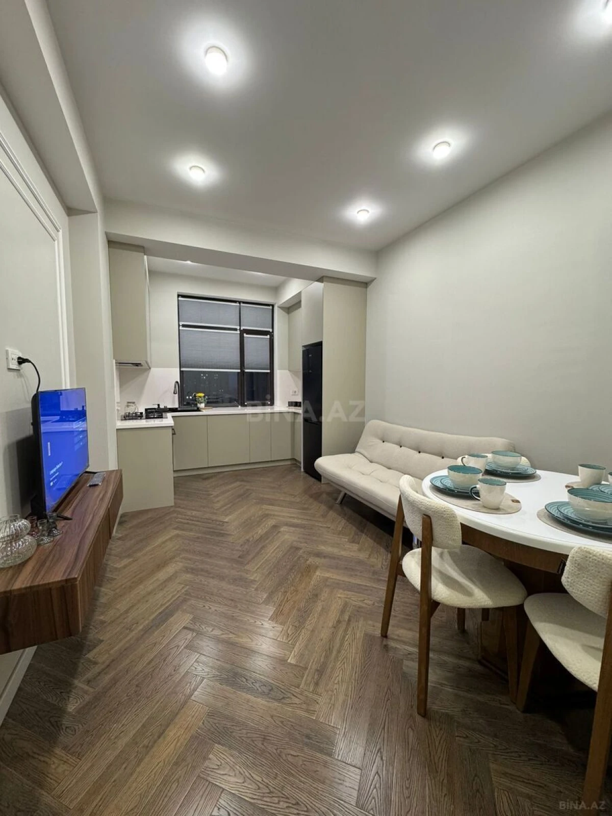 Satılır 2 otaqlı mənzil 54 m²