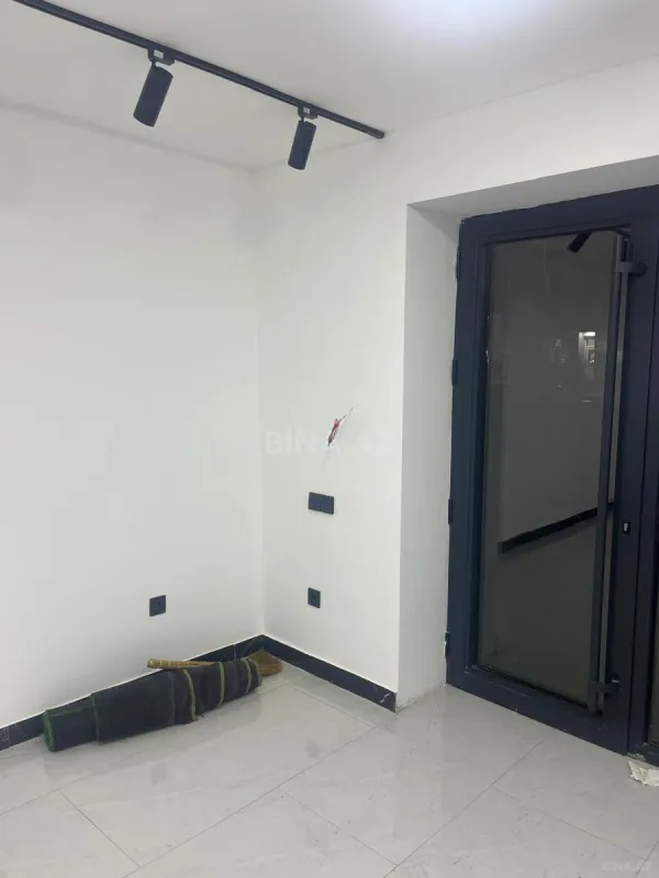 Kirayə verilir obyekt 65 m²