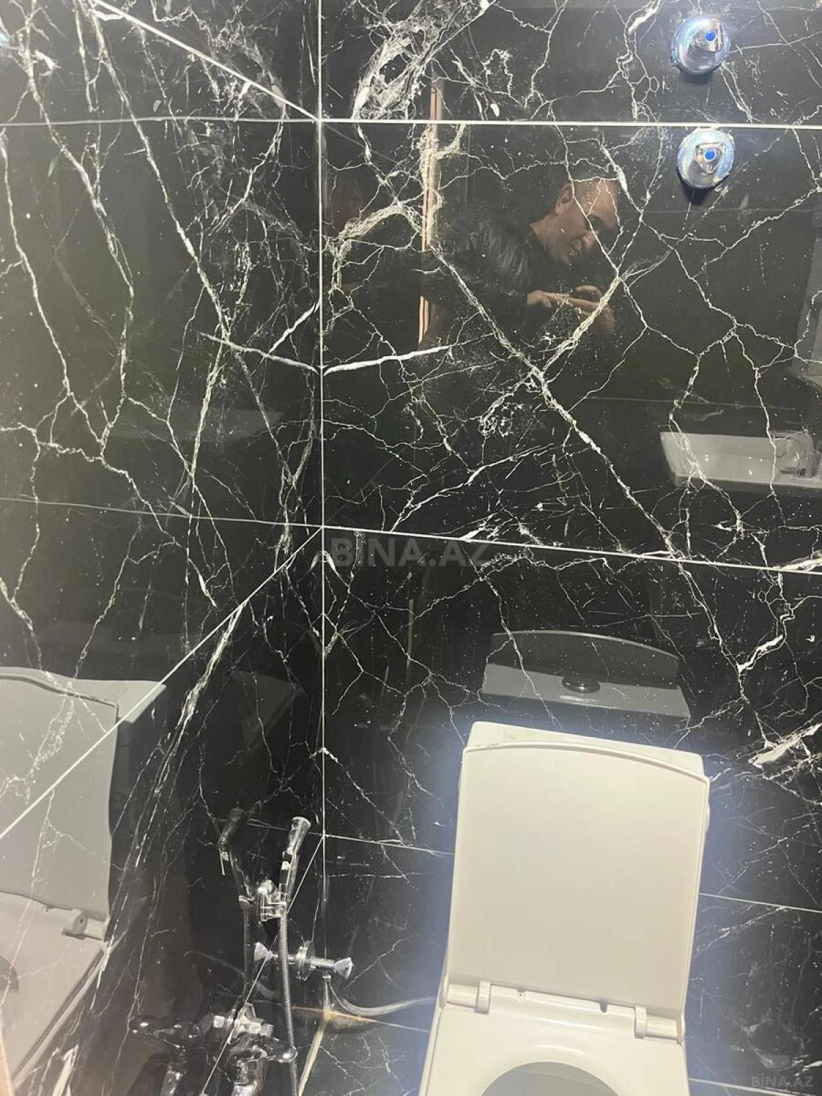 Kirayə verilir obyekt 65 m²