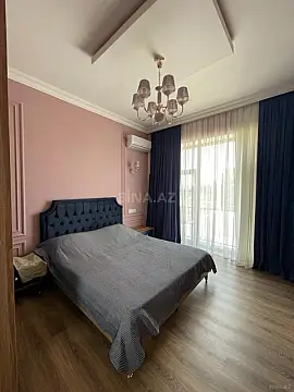 Satılır 5 otaqlı həyət evi 275 m²