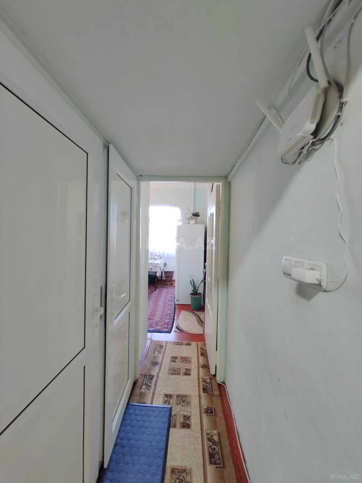 Satılır 4 otaqlı mənzil 100 m²