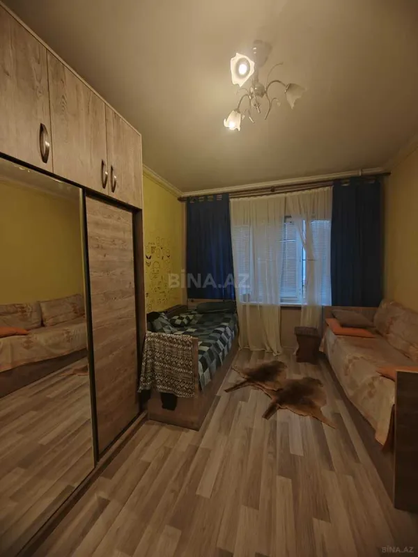 Satılır 4 otaqlı mənzil 100 m²
