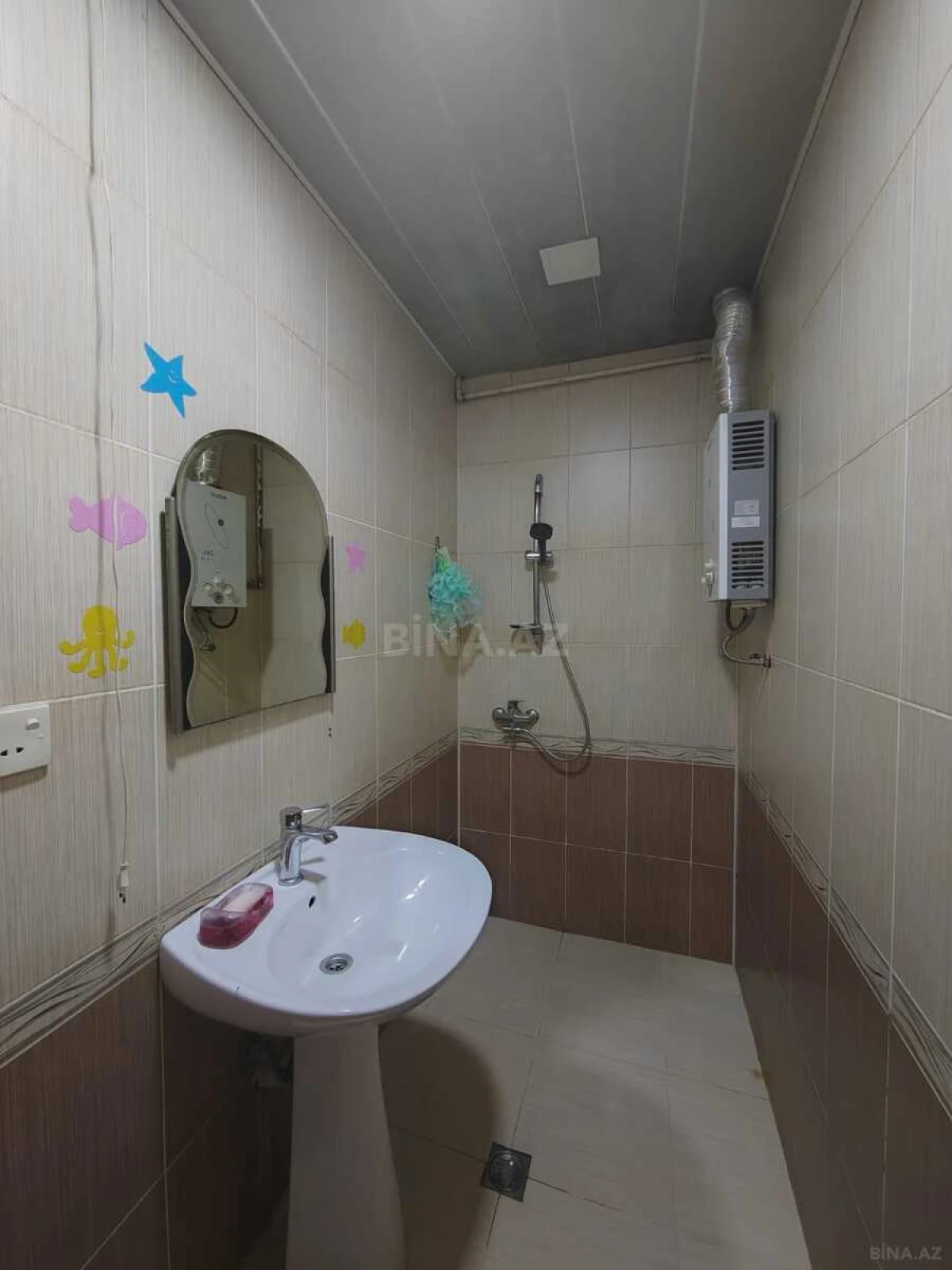 Satılır 4 otaqlı mənzil 100 m²