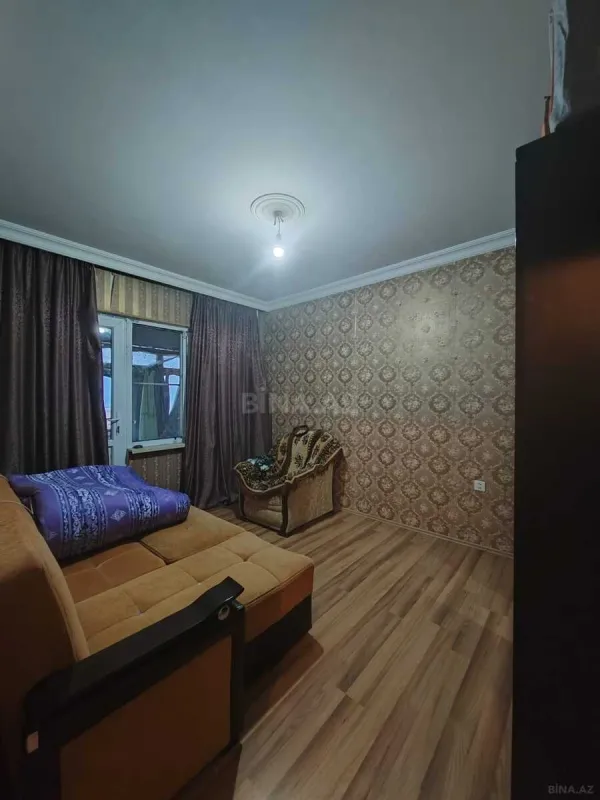 Satılır 4 otaqlı mənzil 100 m²