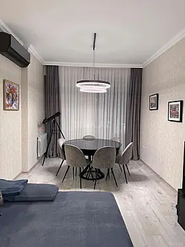 Satılır 3 otaqlı mənzil 101 m²
