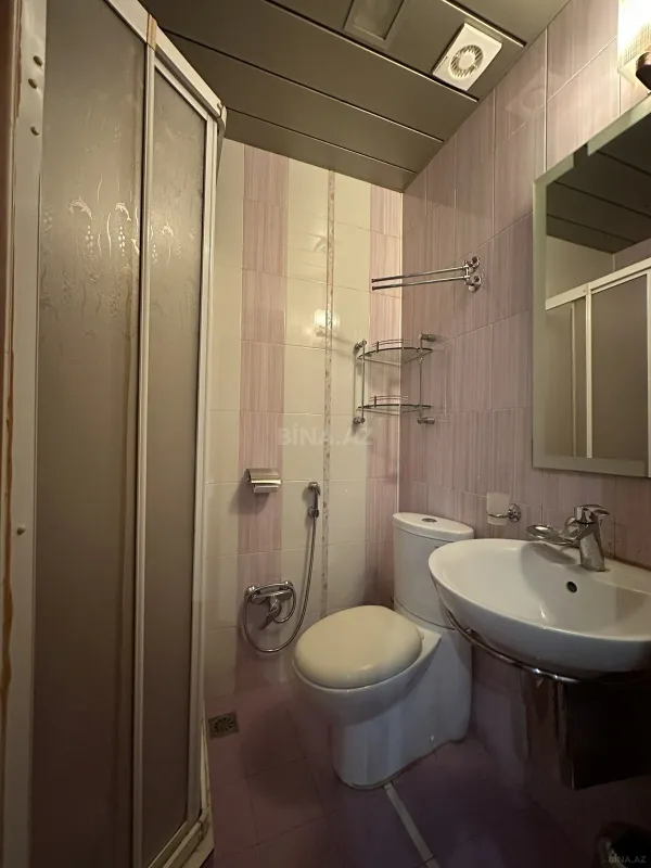 Satılır 4 otaqlı mənzil 150 m²