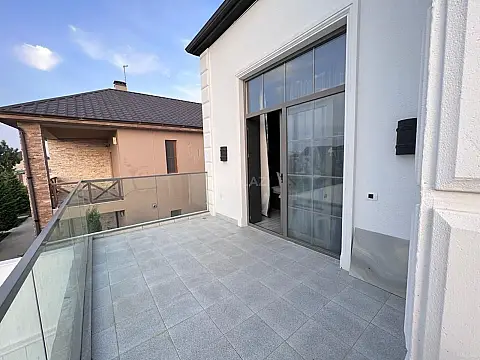 Kirayə verilir 5 otaqlı həyət evi 400 m²