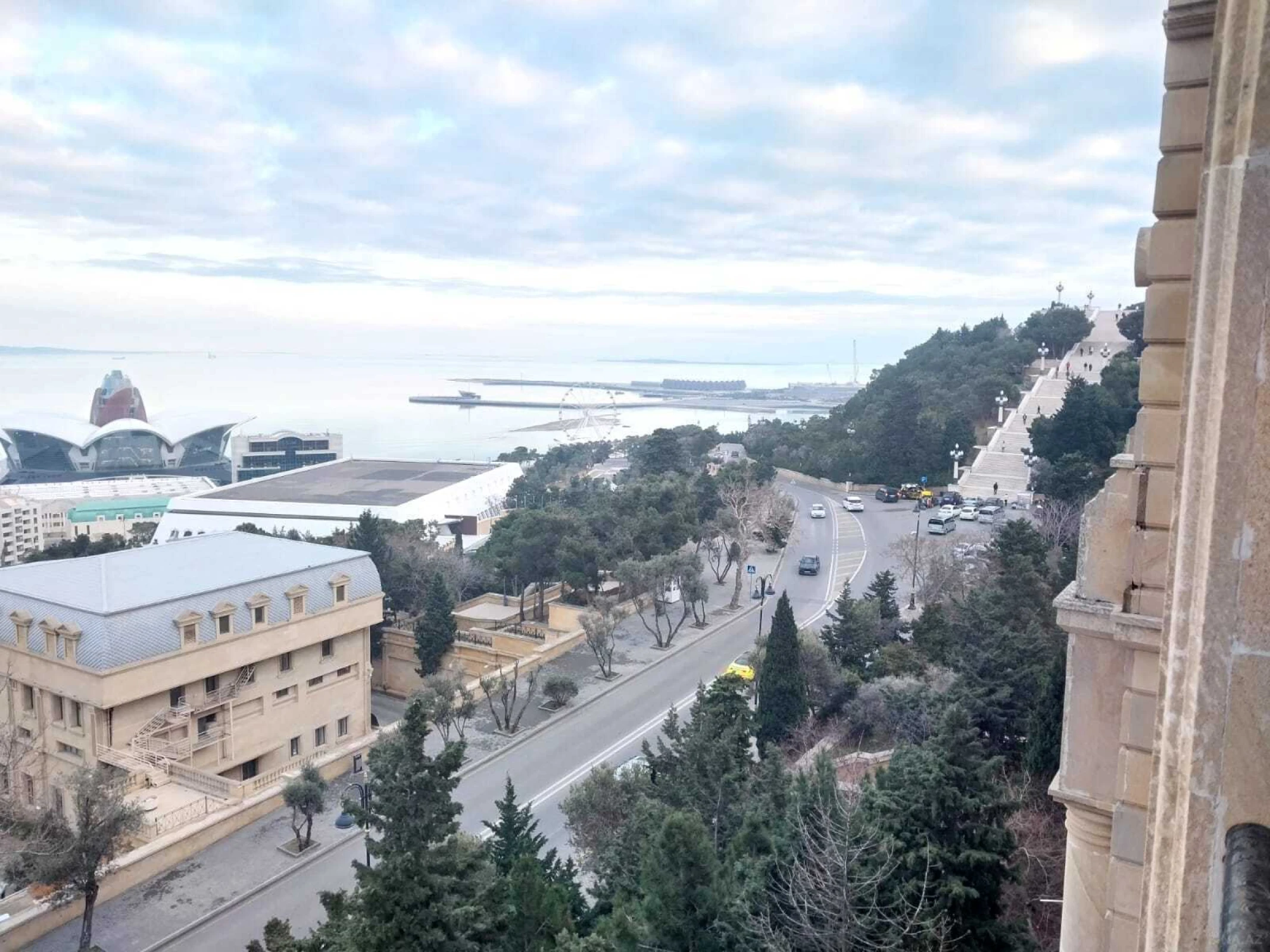 Satılır 3 otaqlı mənzil 100 m²