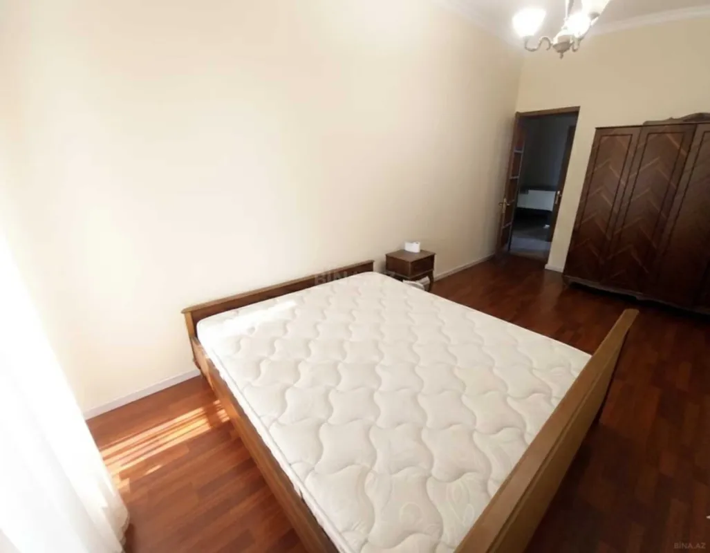 Satılır 3 otaqlı mənzil 100 m²