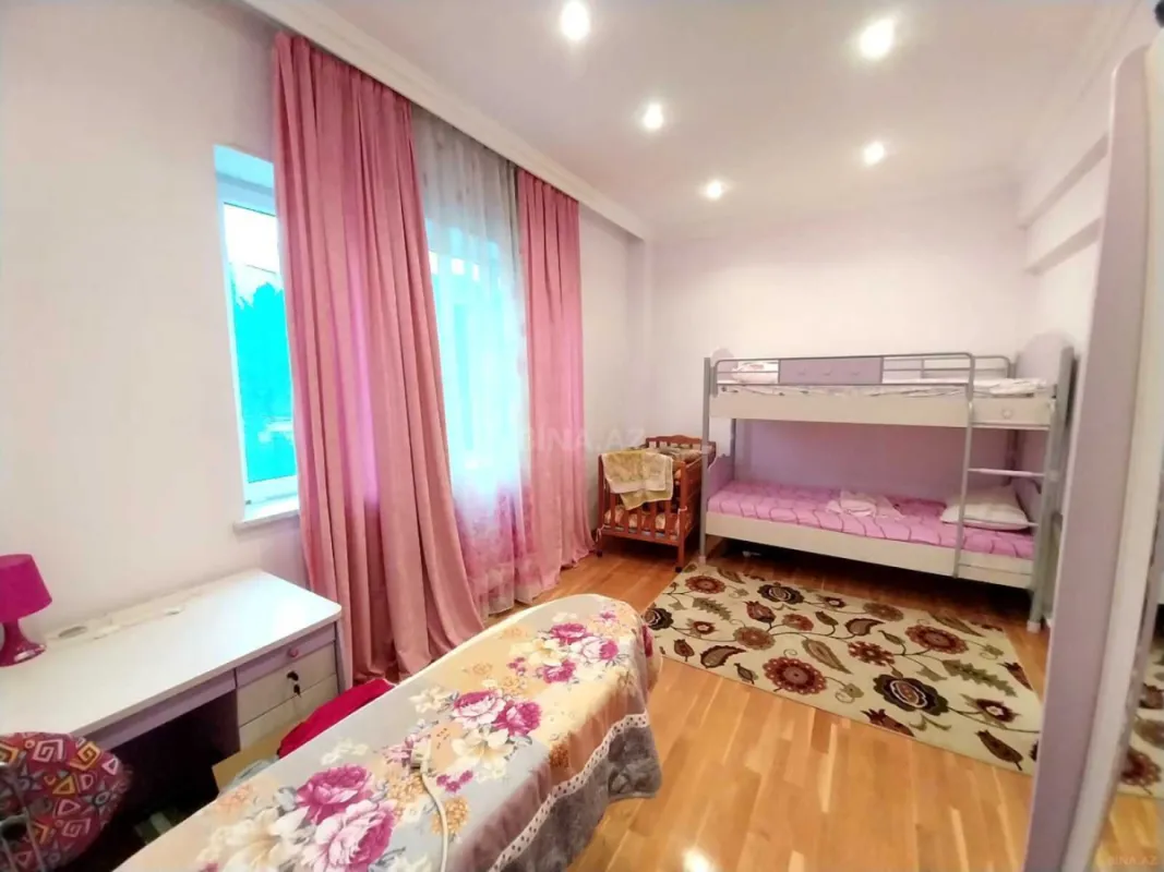 Satılır 3 otaqlı mənzil 100 m²