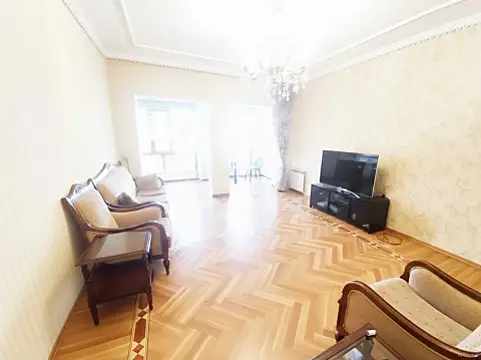 Satılır 3 otaqlı mənzil 100 m²