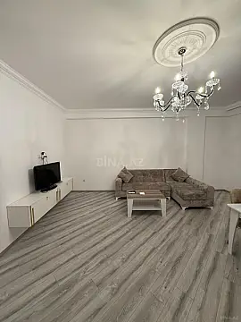 Kirayə verilir 3 otaqlı mənzil 110 m²