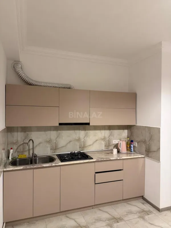 Kirayə verilir 3 otaqlı mənzil 110 m²