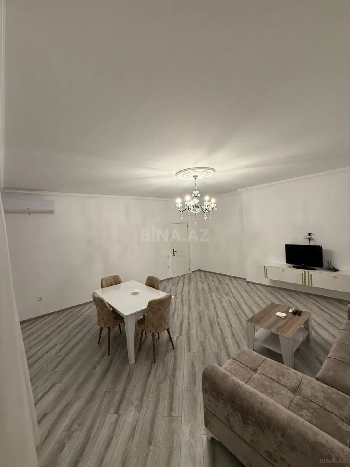 Kirayə verilir 3 otaqlı mənzil 110 m²