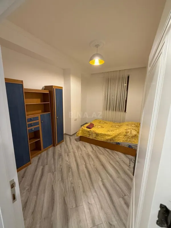 Kirayə verilir 3 otaqlı mənzil 110 m²