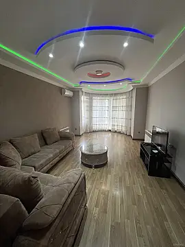 Satılır 3 otaqlı mənzil 100 m²