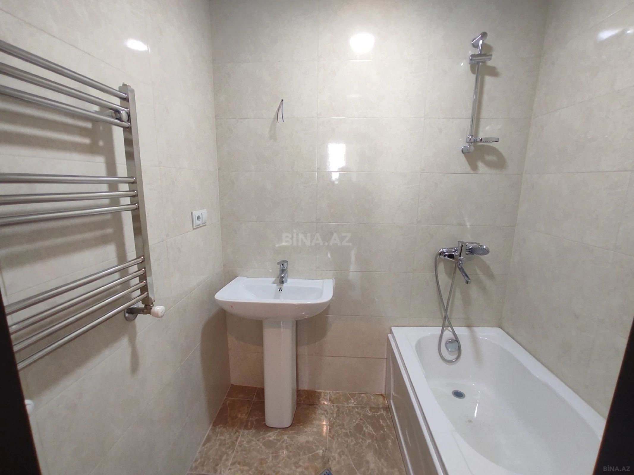 Satılır 3 otaqlı mənzil 85 m²