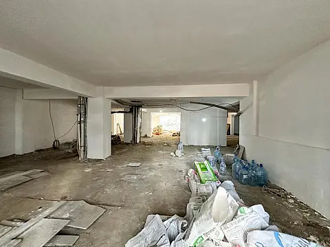 Satılır obyekt 430 m²