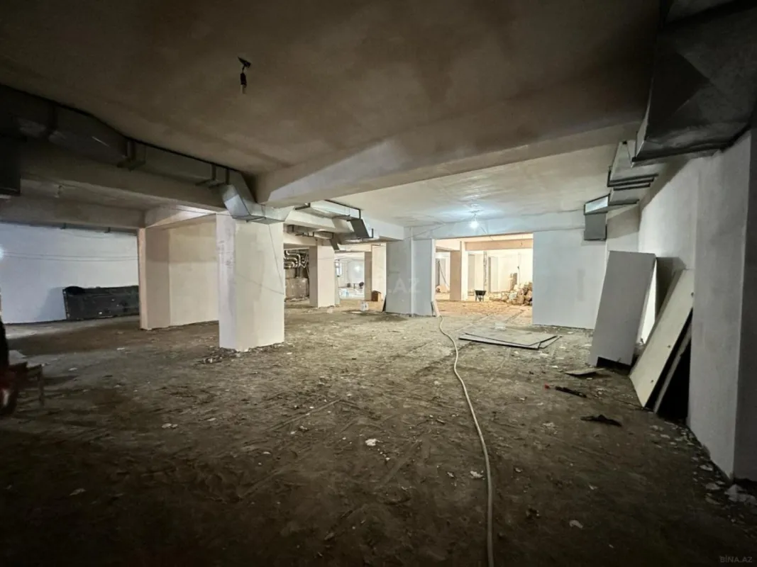 Satılır obyekt 430 m²