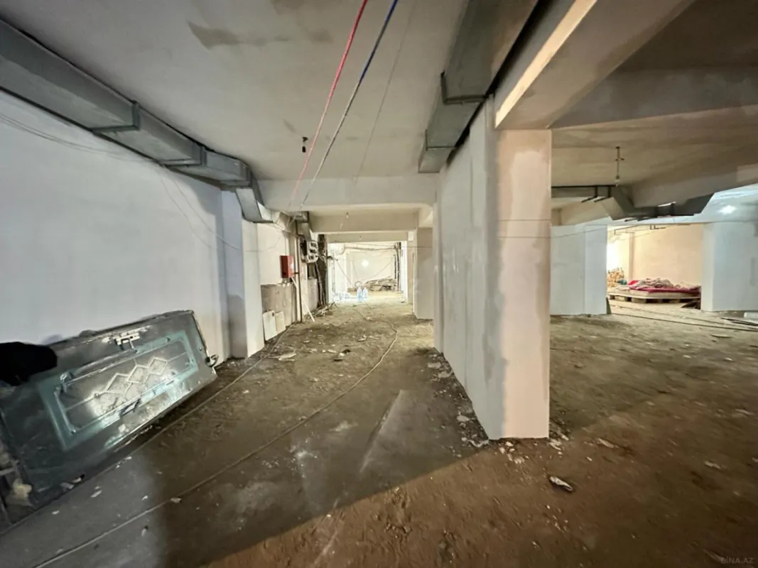 Satılır obyekt 430 m²