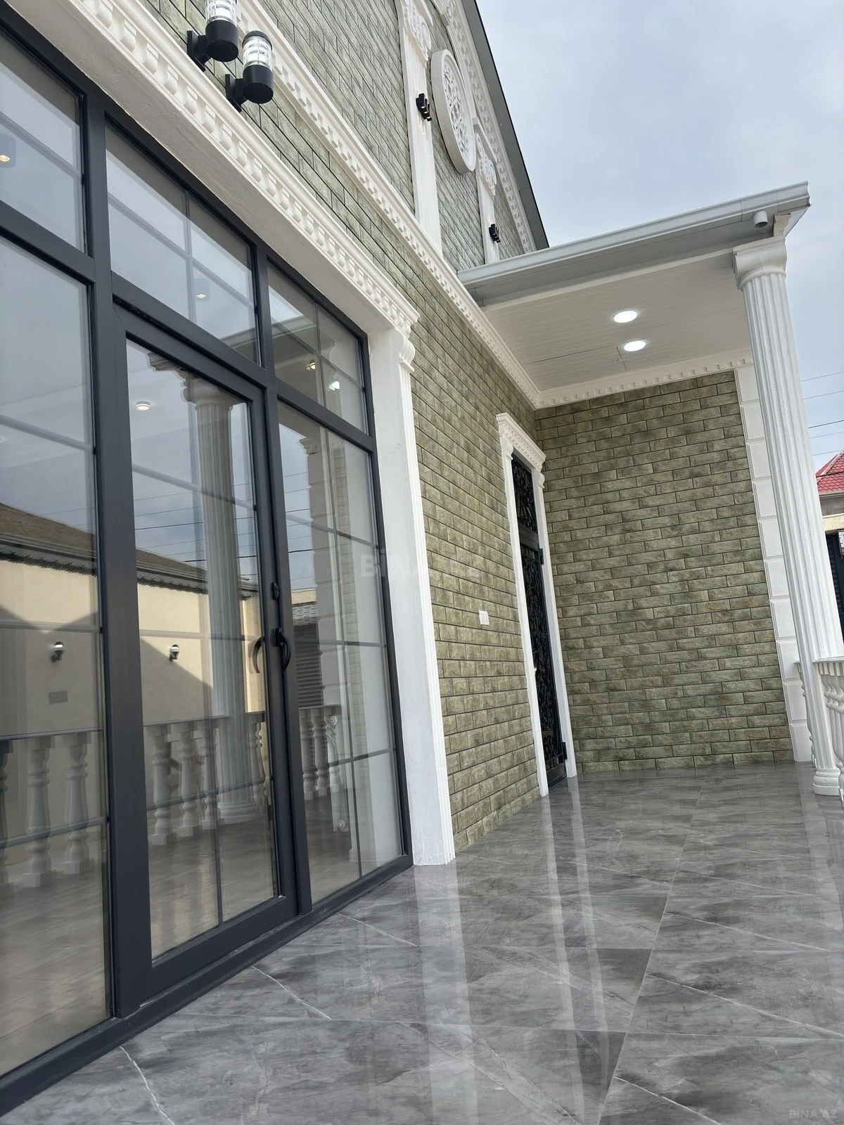 Satılır 4 otaqlı həyət evi 170 m²