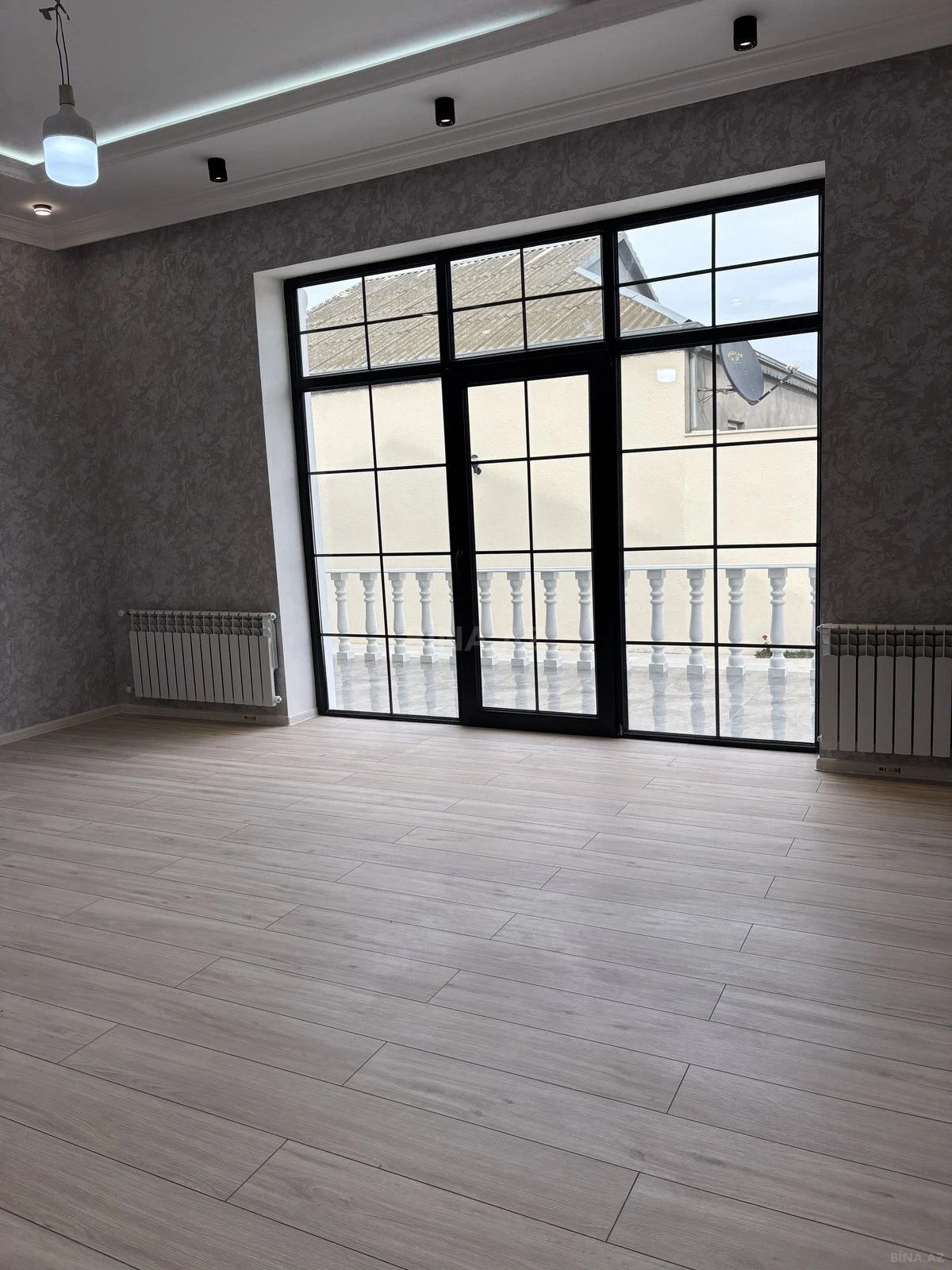 Satılır 4 otaqlı həyət evi 170 m²