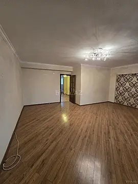 Satılır 3 otaqlı mənzil 110 m²
