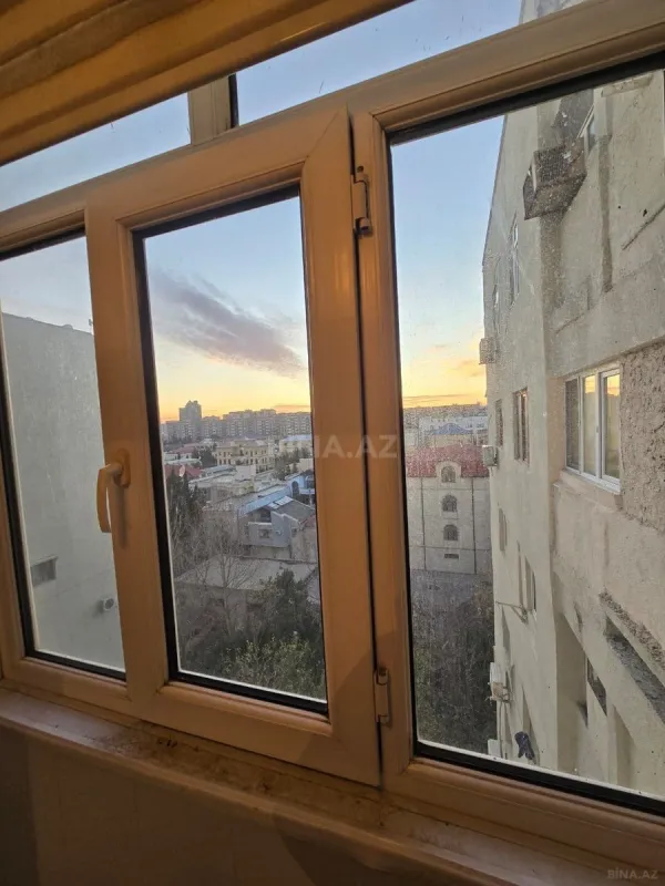 Satılır 3 otaqlı mənzil 110 m²