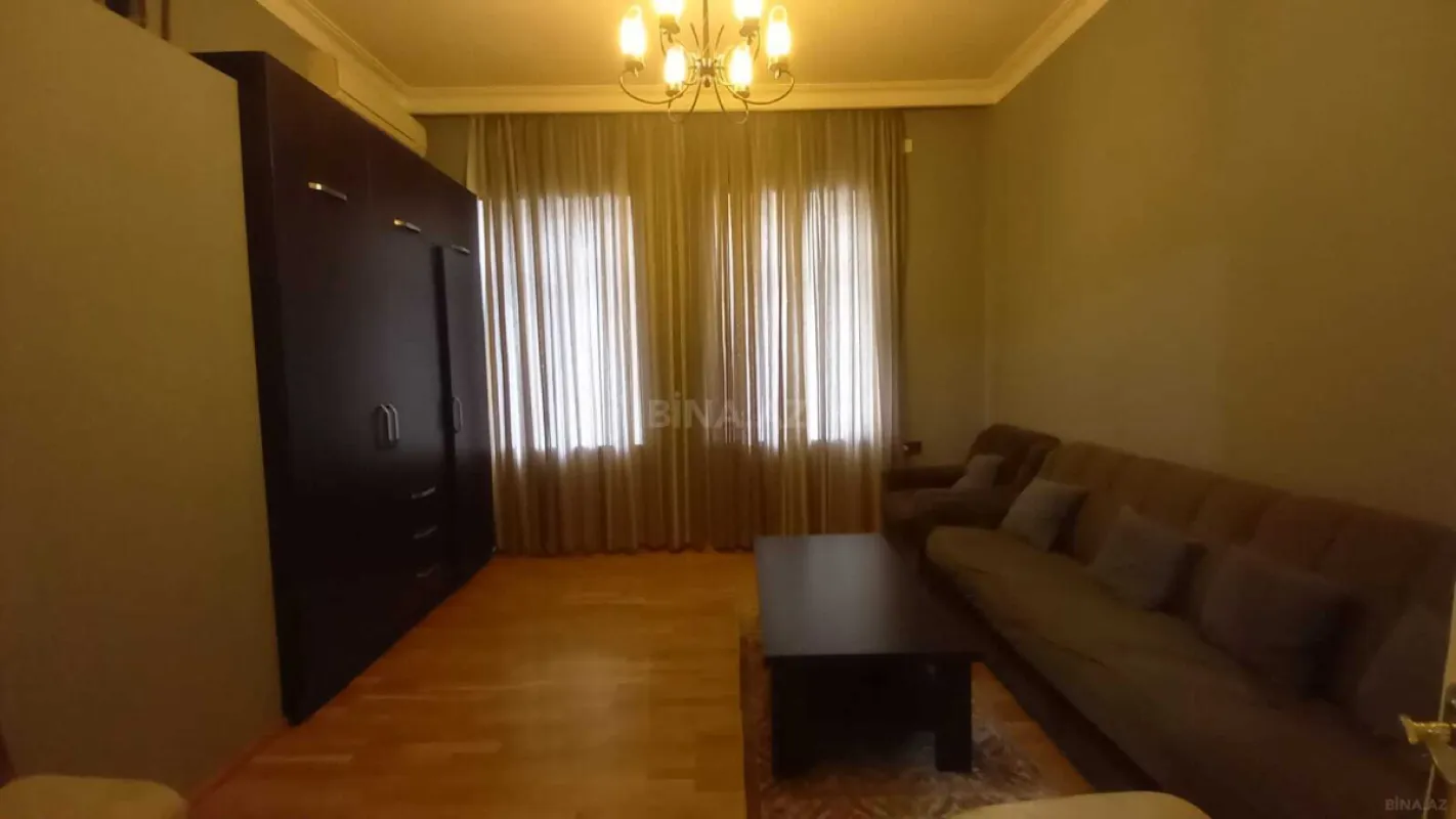 Satılır 3 otaqlı mənzil 80 m²