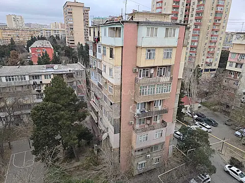 Satılır 3 otaqlı mənzil 80 m²