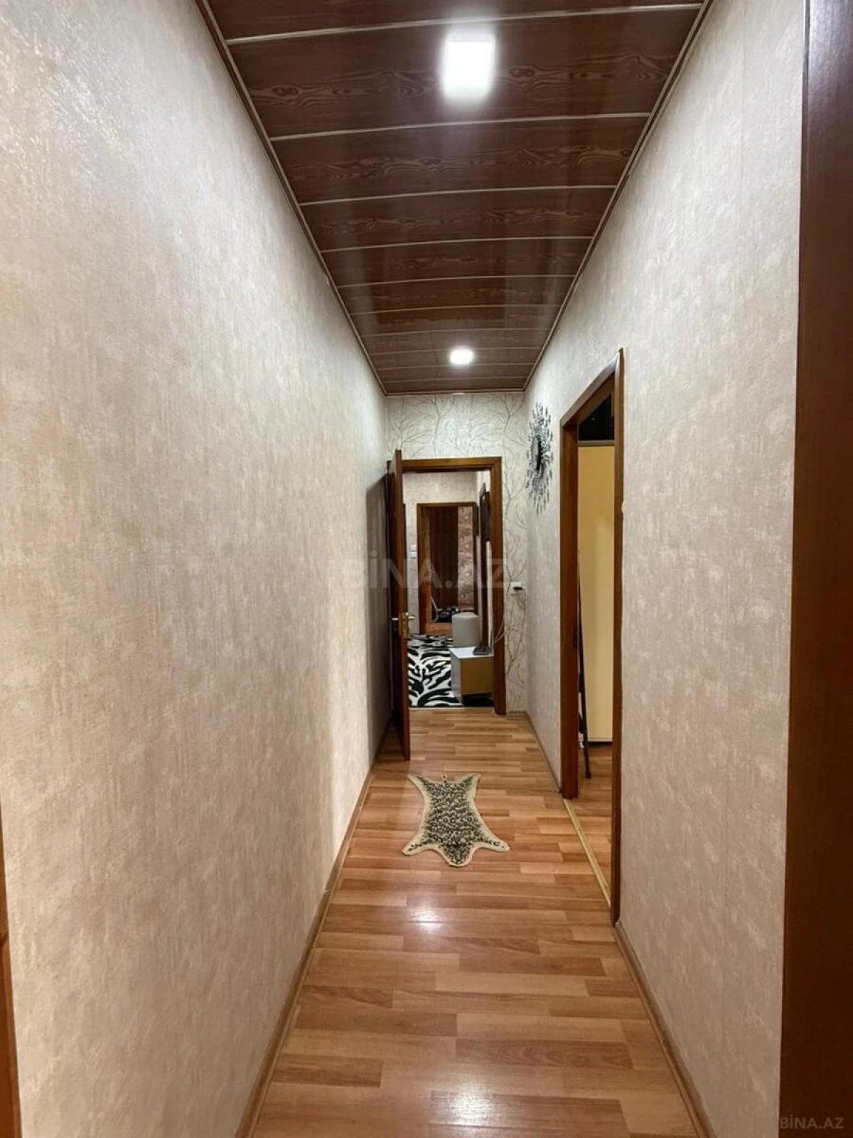 Satılır 5 otaqlı mənzil 120 m²