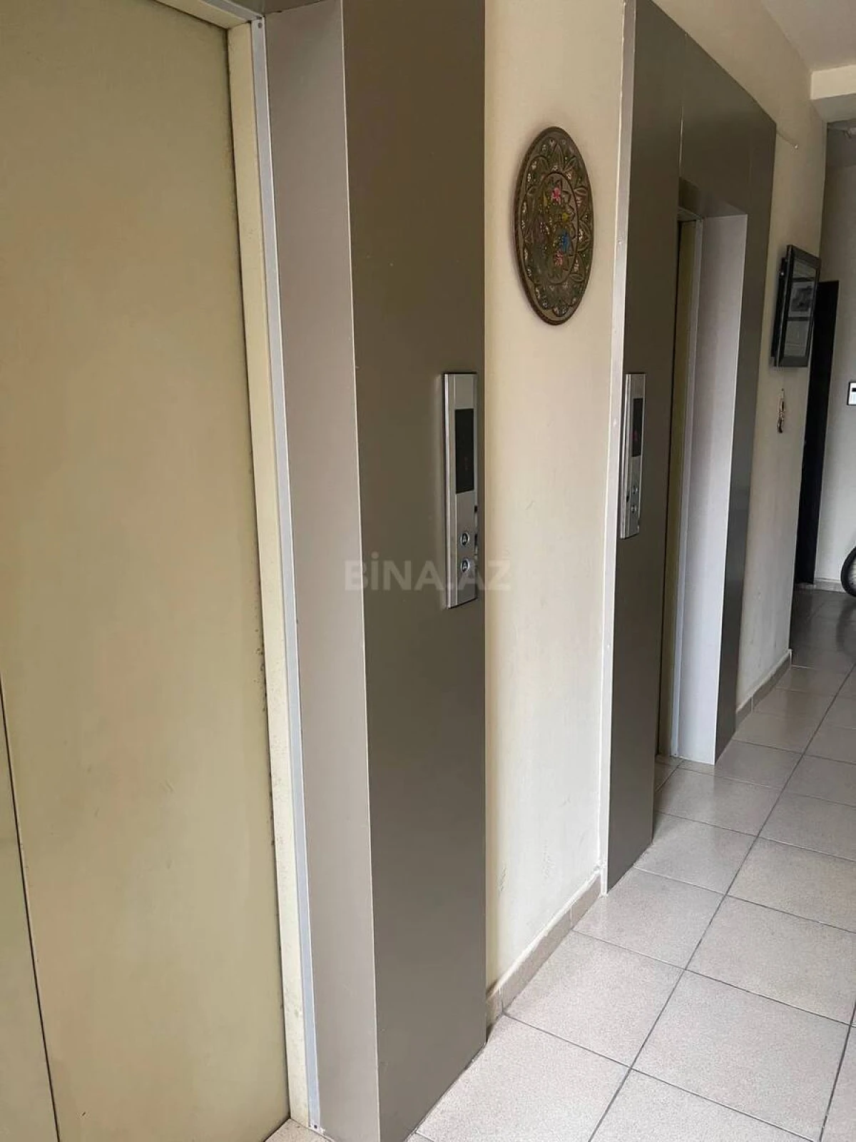 Kirayə verilir 2 otaqlı mənzil 65 m²