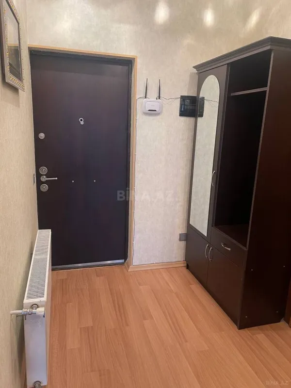 Kirayə verilir 2 otaqlı mənzil 65 m²