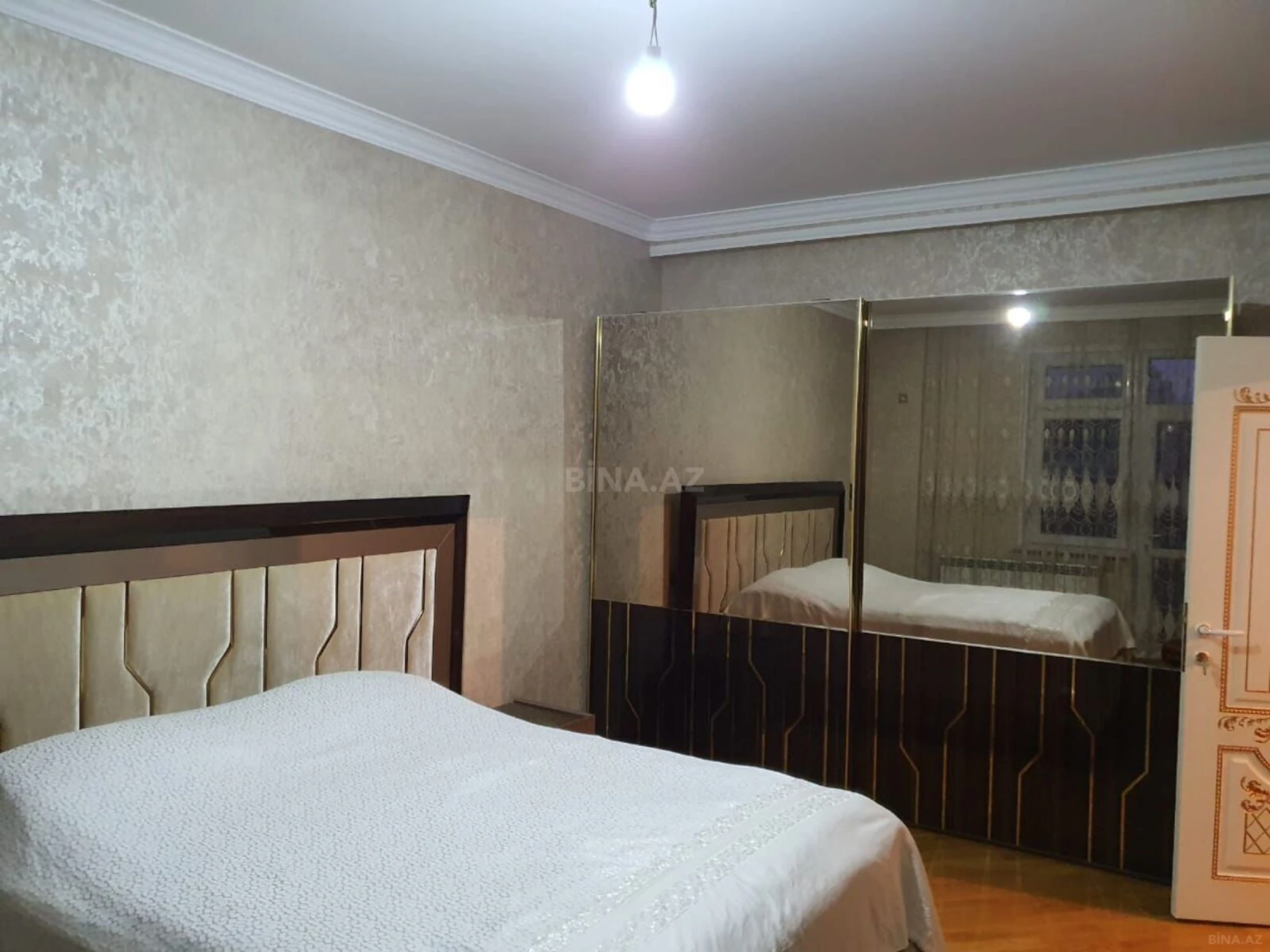 Kirayə verilir 2 otaqlı mənzil 95 m²