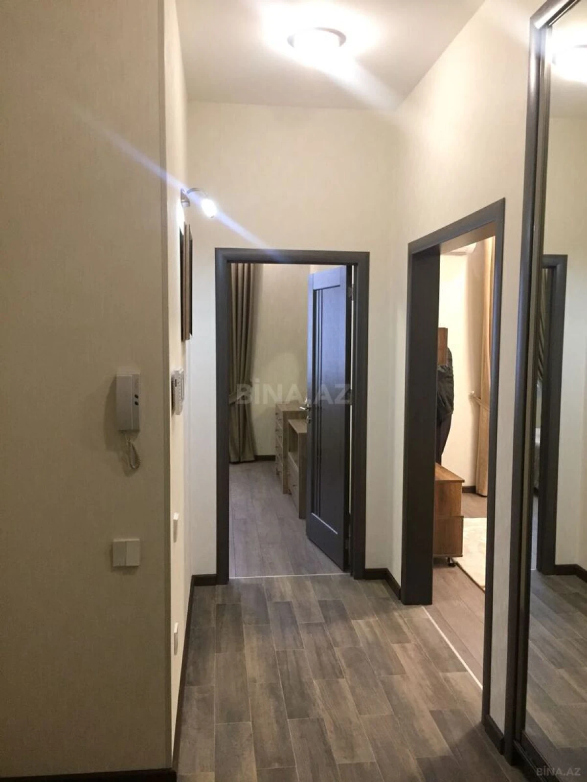 Kirayə verilir 2 otaqlı mənzil 78 m²