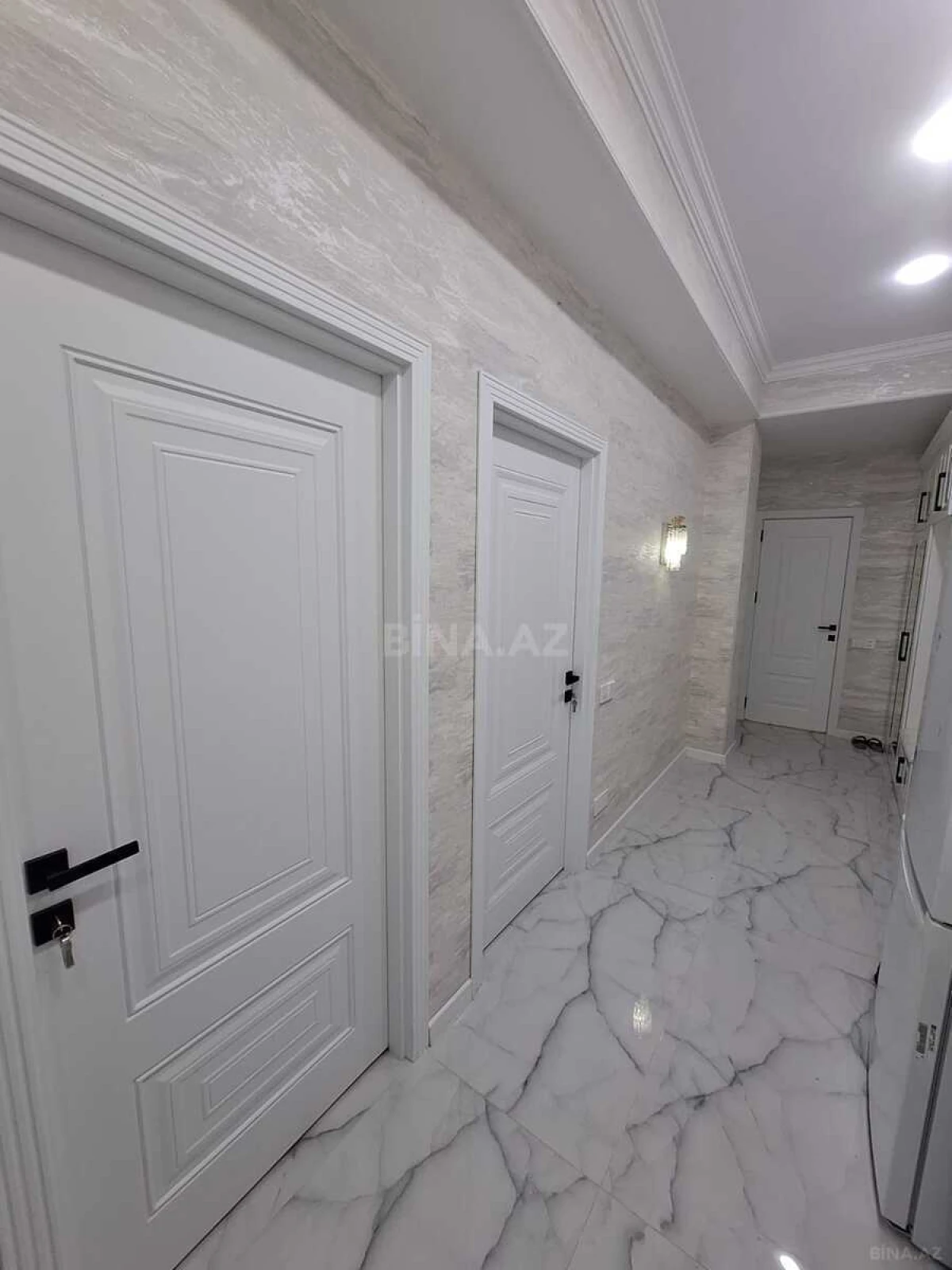 Satılır 3 otaqlı mənzil 70 m²